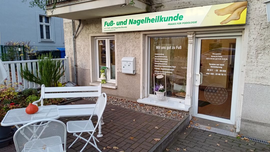 Außenansicht der Fusspflege und Podologiepraxis in Berlin Karlshorst Lichtenberg